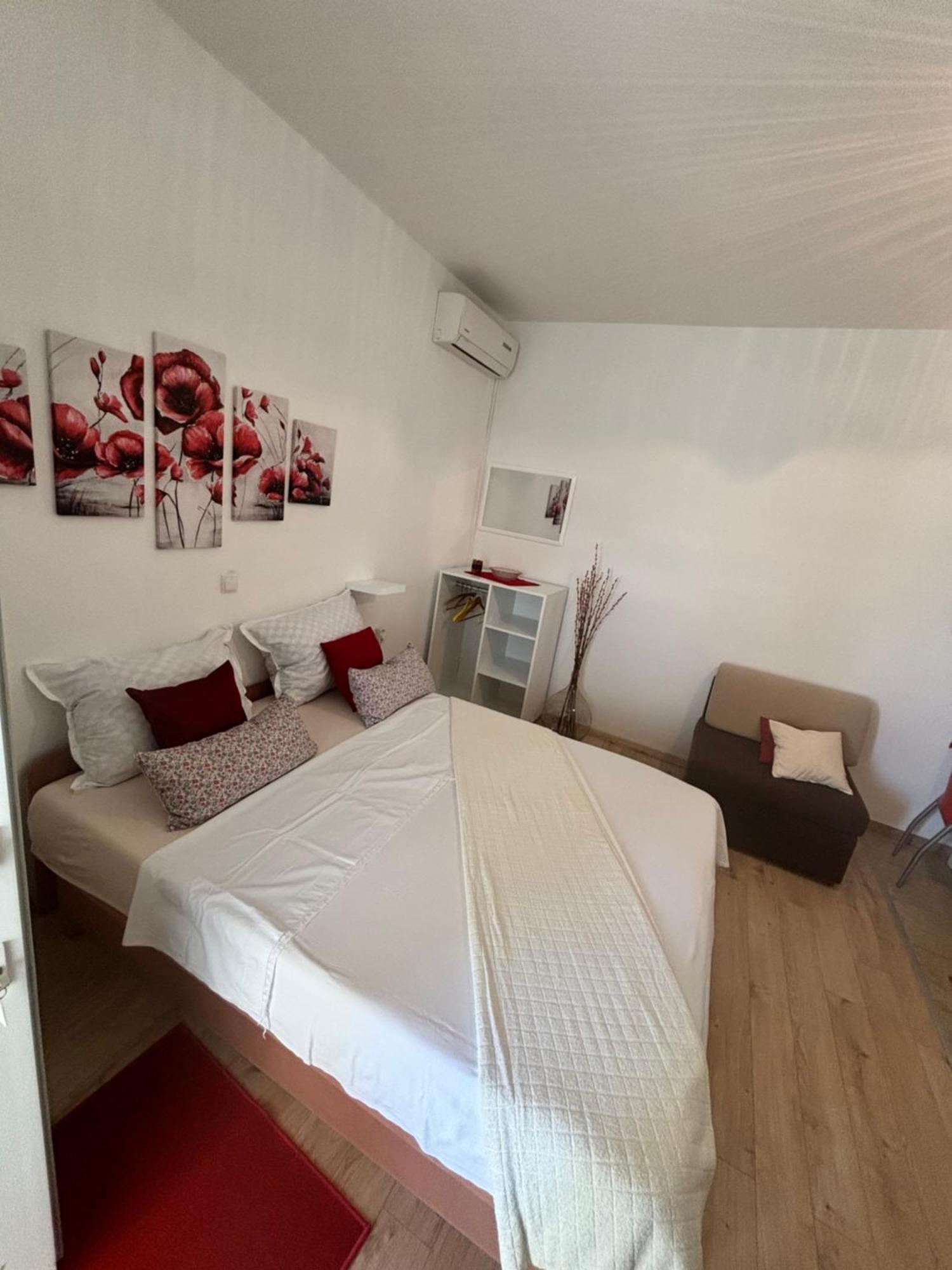 Apartments Ivana Bibinje Eksteriør billede